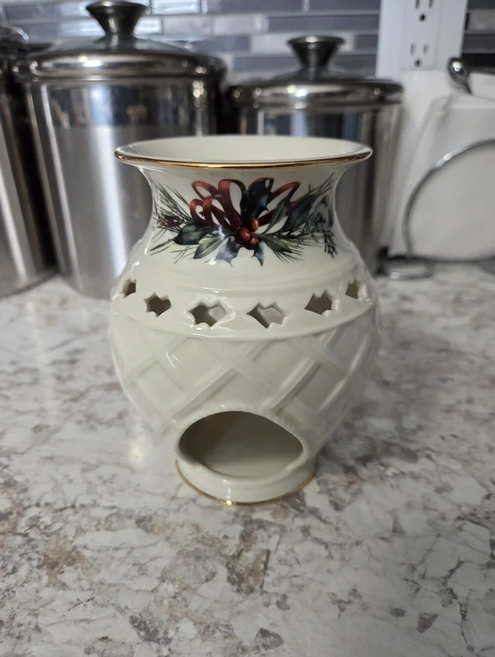 Lenox Tea light Wax Warmer Winter Greetings/Christmas Porcelain Excellent Cond.